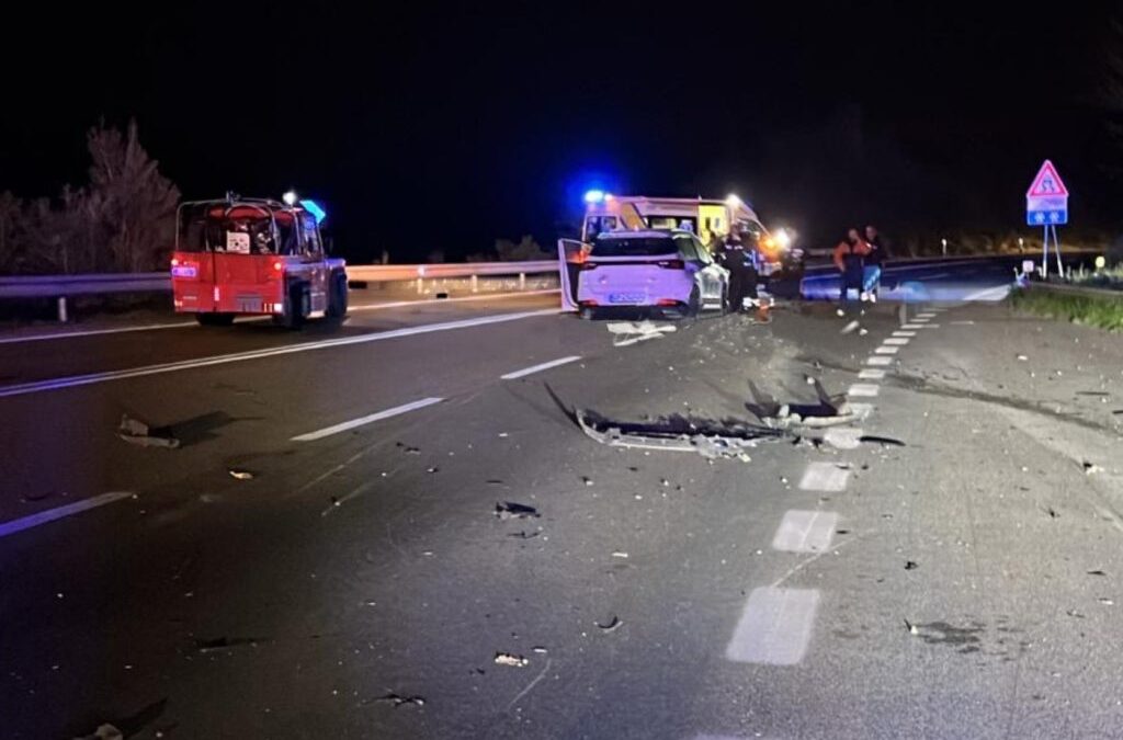 Schianto mortale sulla Cilentana: due vittime e un ferito grave