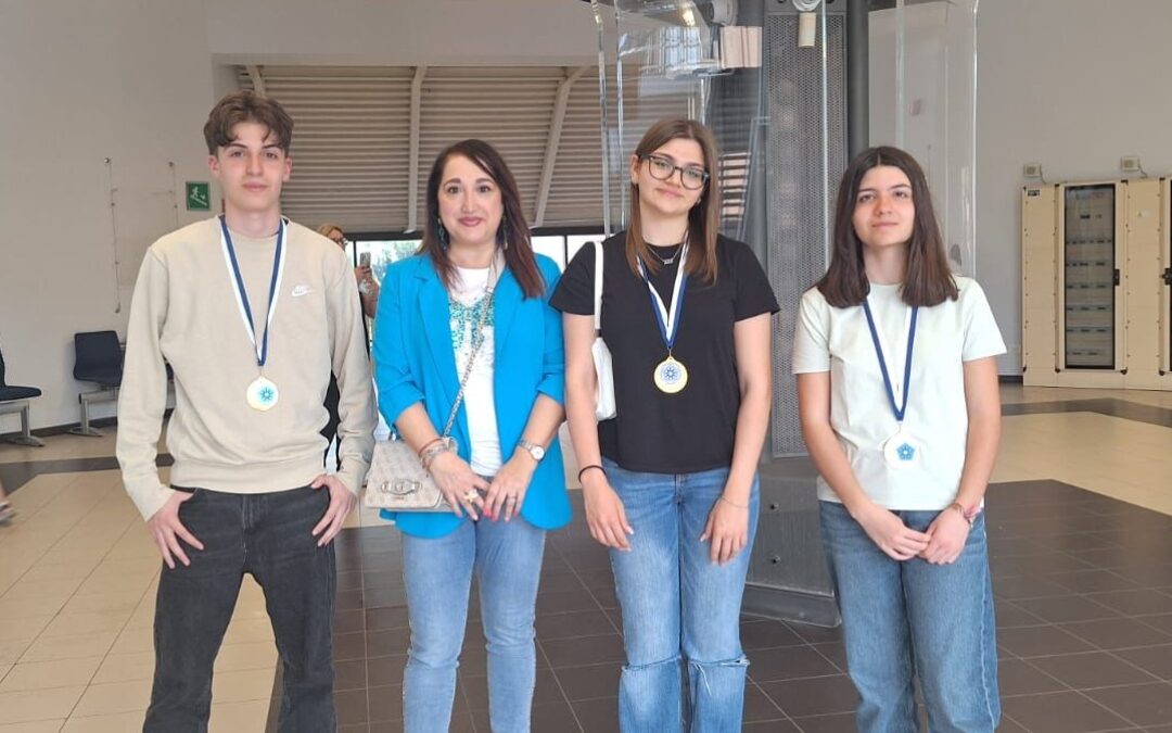 PREMIATI A PALERMO TRE STUDENTI DEL LICEO CLASSICO DI EBOLI