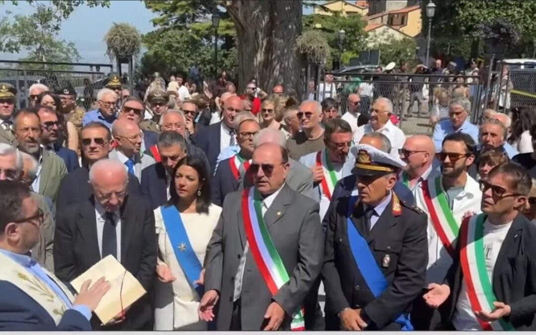Postiglione: inaugurazione nuova casa comunaleOltre 50 opere pubbliche realizzate con 20 milioni di investimenti