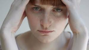 Depressione, le diete ipocaloriche potrebbero aumentarne il rischio