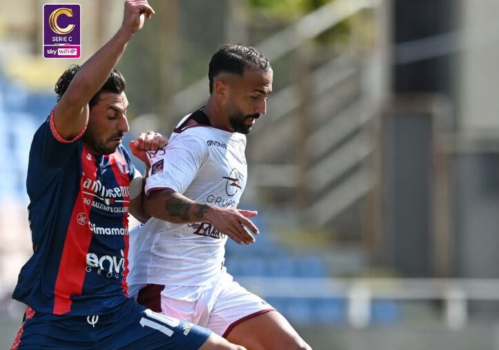 CROTONE – SALERNITANA 2-1