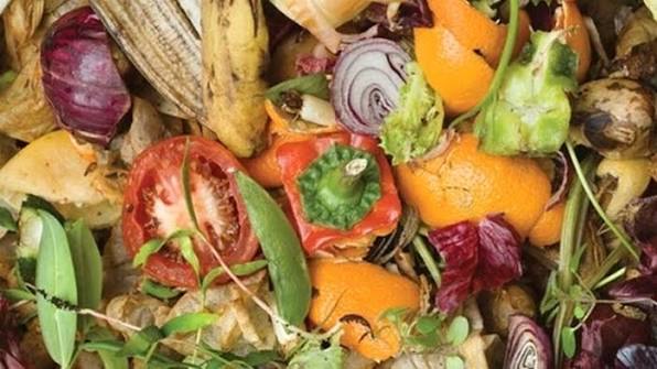 Spreco alimentare: in UE costa 130 miliardi l’anno. In Italia 554 grammi a testa ogni settimana.