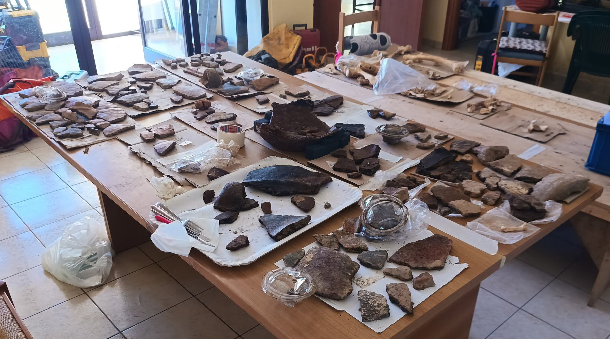 MONTESANO, RITROVATI RITI FUNEBRI DI 3900 ANNI FA NELLA GROTTA MARIA COLOMBO